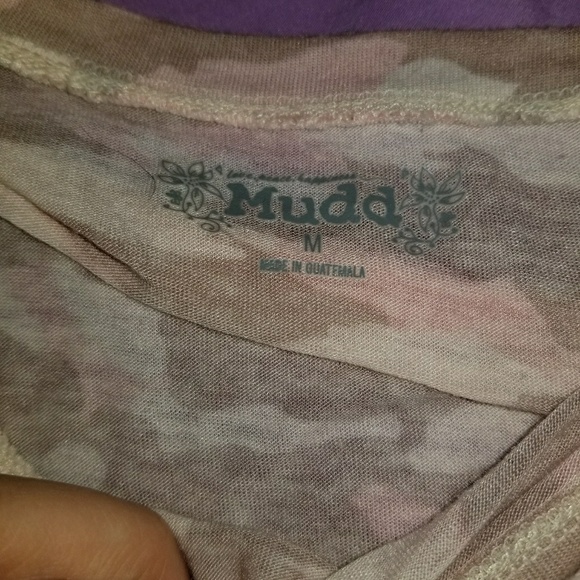 Camo top. - Picture 2 of 2